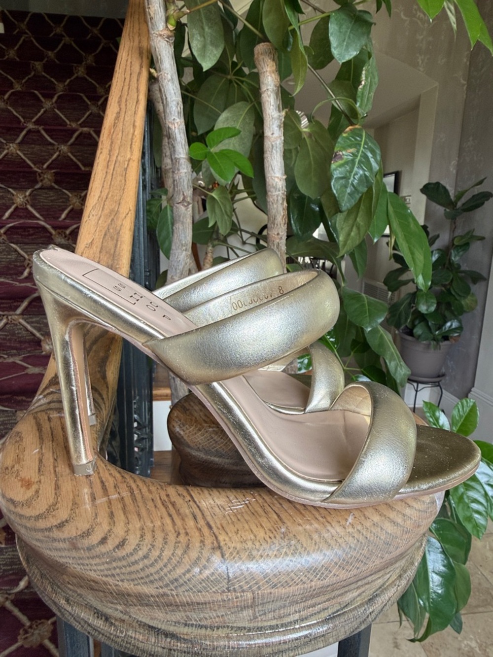 SHU SHOP ladies, gold, heeled, sandals, excellent condition, size 8 - Picture 5 of 9